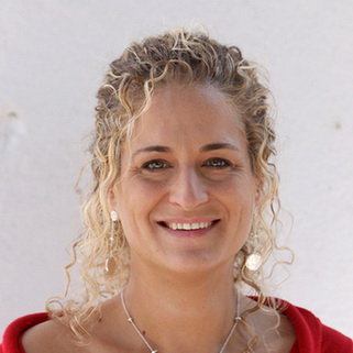 Dr. Carla Manso